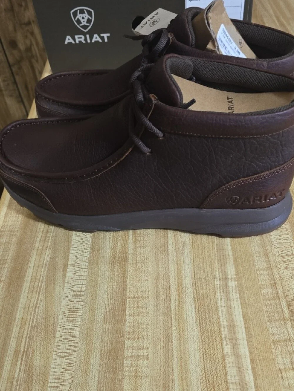 Ariat Men's 9.5 D Spitfire  Dark Brown Leather Chukka Moc Toe Boots NWT